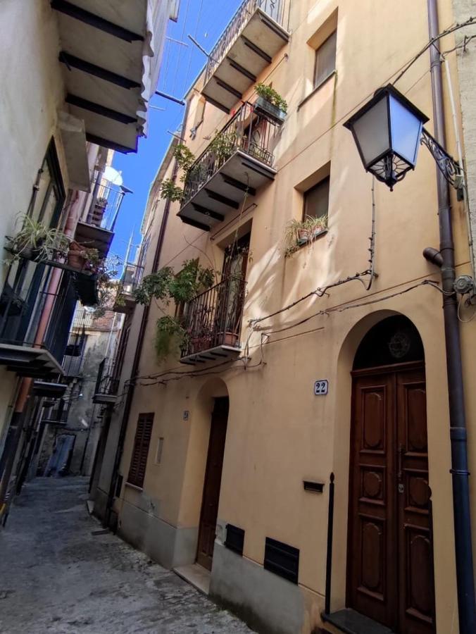 100 Passi Castelbuono Experience Villa Exterior foto